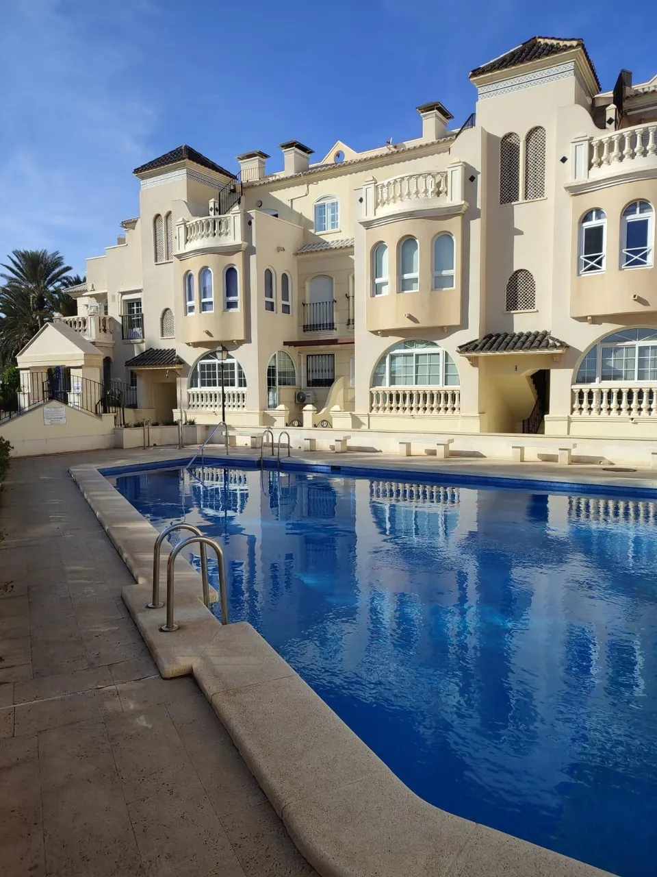 Apartamento de 2 dormitorios con parking a 100 metros de Playa de Los Locos