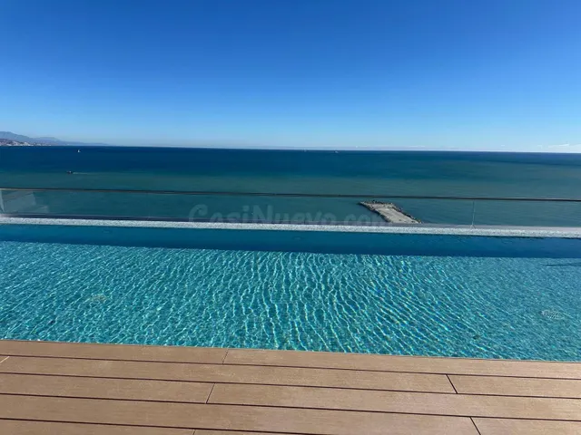 Exclusivo Apartamento de Lujo de 4 Dormitorios en Málaga Towers Vision | Vistas Infinitas al Mar Mediterráneo, Primera Linea de Playa — 7