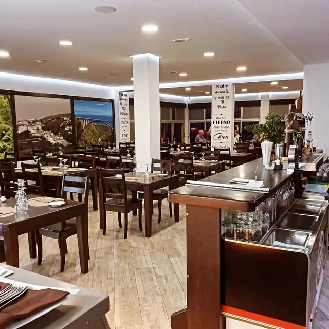 Traspaso de restaurante en los Menores, Adeje. - foto 4
