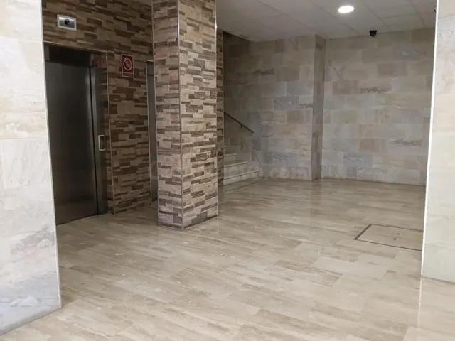Vivienda por avenida sanidad publica cerca al estadio — 2