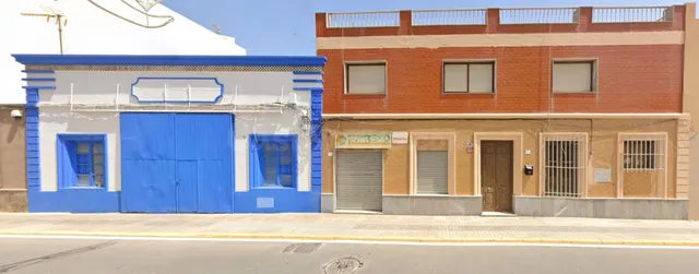AMPLIA PROPIEDAD PARA CONSTRUIR EDIFICIO