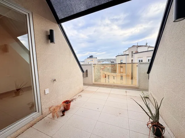 DUPLEX DE LUJO CON TERRAZAS — 23