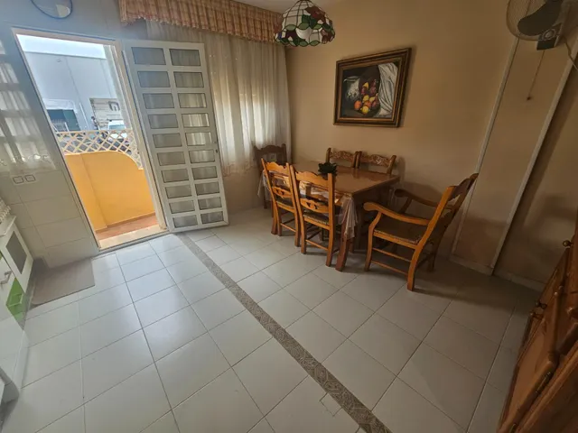 DÚPLEX CON 3 DORMITORIOS, GARAJE Y PATIOS A 700 METROS DE LA PLAYA – SANTIAGO DE LA RIBERA — 24