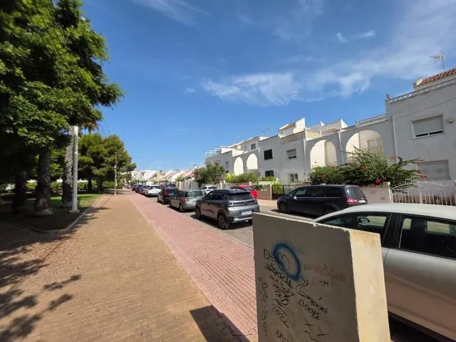 Magnifica vivienda para reformar, buena ocasion para invertir — 5