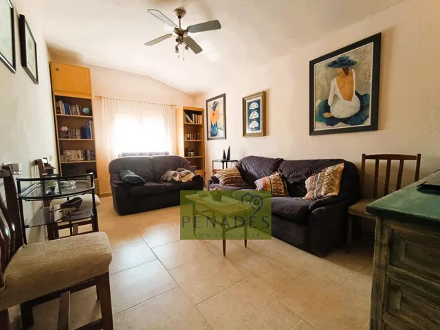 GRAN CASA A 3 MIN DE LA CIUDAD — 26