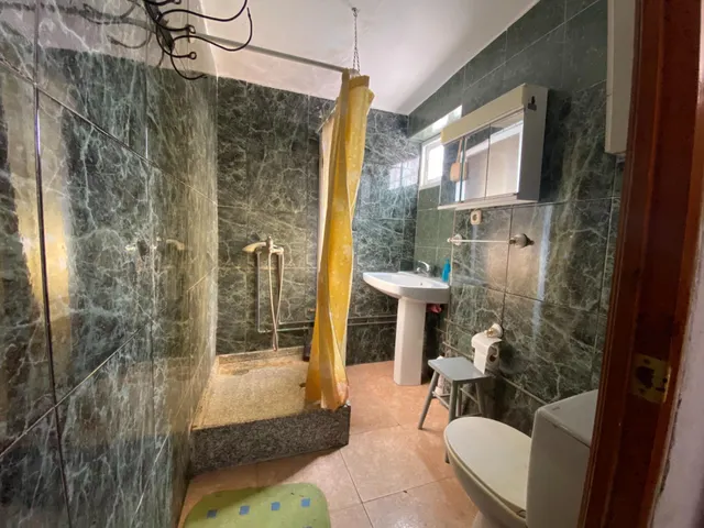 Se vende cortijo a distancia de a pie al pueblo — 13