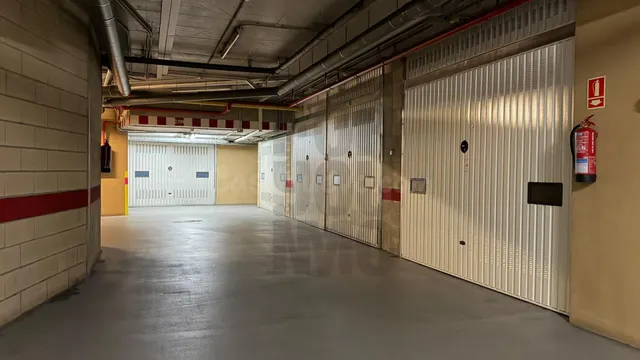 Plaza de Garaje en San Sebastián - (Trastero Opcional) — 5