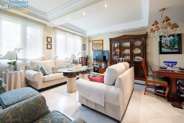 FANTASTICA CASA EN PLAZA DE LOS LOBOS — 6