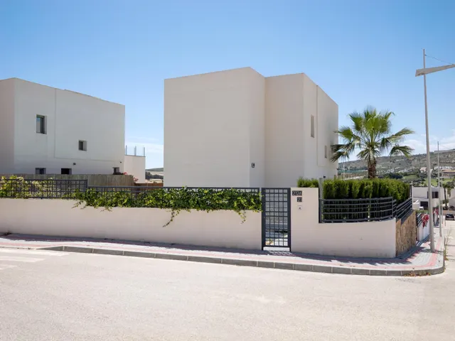 Villa 4 habitaciones 235m² en venta - Comunidad valenciana — 33