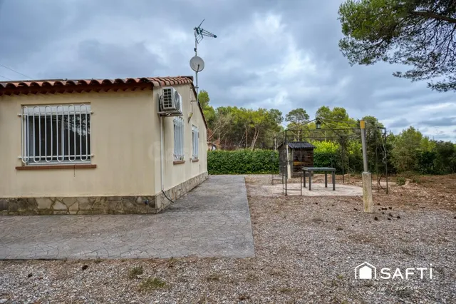 Casa con potencial ubicada en parcela 1000 m² Querol - foto 5