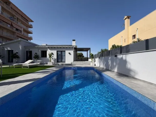 Villa 4 habitaciones 103m² en venta - Punta Prima — 11
