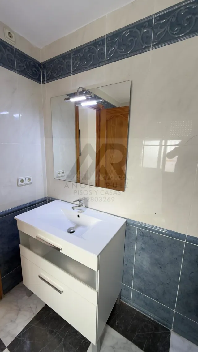 Piso de 3 dormitorios totalmente amueblado junto al estadio romano de Mérida – ideal inversores — 35