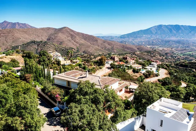 Chalet 5 habitaciones 647m² en venta - Marbella — 6