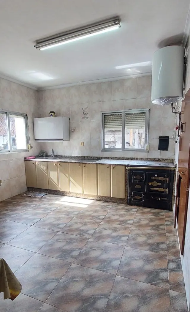 Amplia Casa con Terreno en Posada del Bierzo por solo 82.900€ — 10