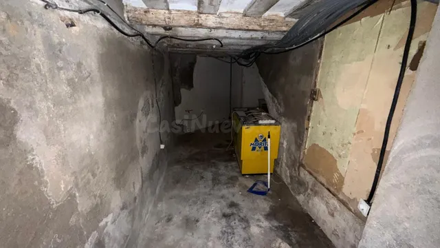 Almacén en Alquiler en el Centro de Reus por €200 — 8