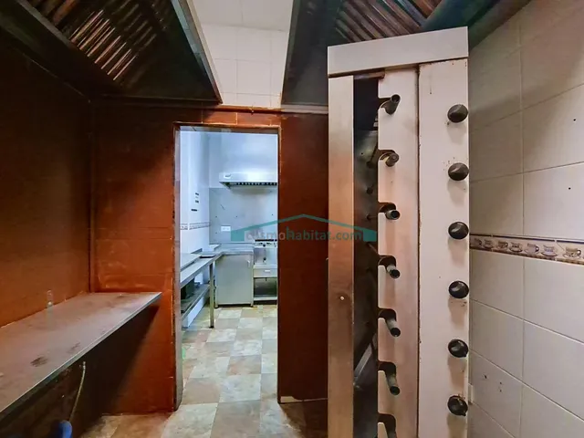 Local 156 m2 con licencia de restaurante, cocina equipada y terraza, RIBA-ROJA DE TÚRIA — 12