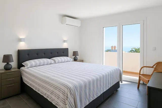 PRECIOSO APARTAMENTO CON AMPLIA TERRAZA Y LICENCIA TURÍSTICA EN PRIMERA LÍNEA DE PLAYA !! — 12