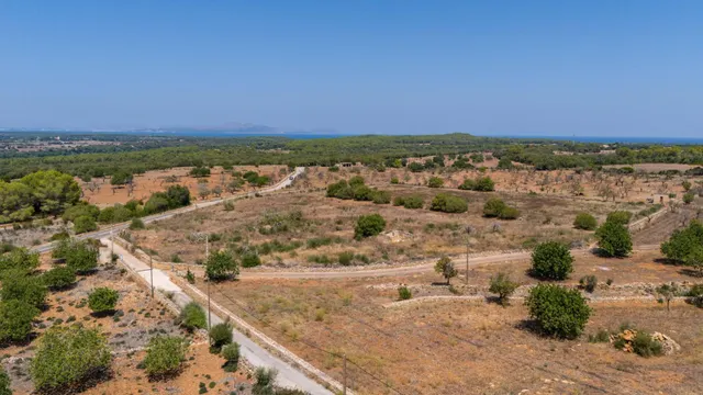 Solar con licencia a pocos minutos Son Serra de Marina — 12