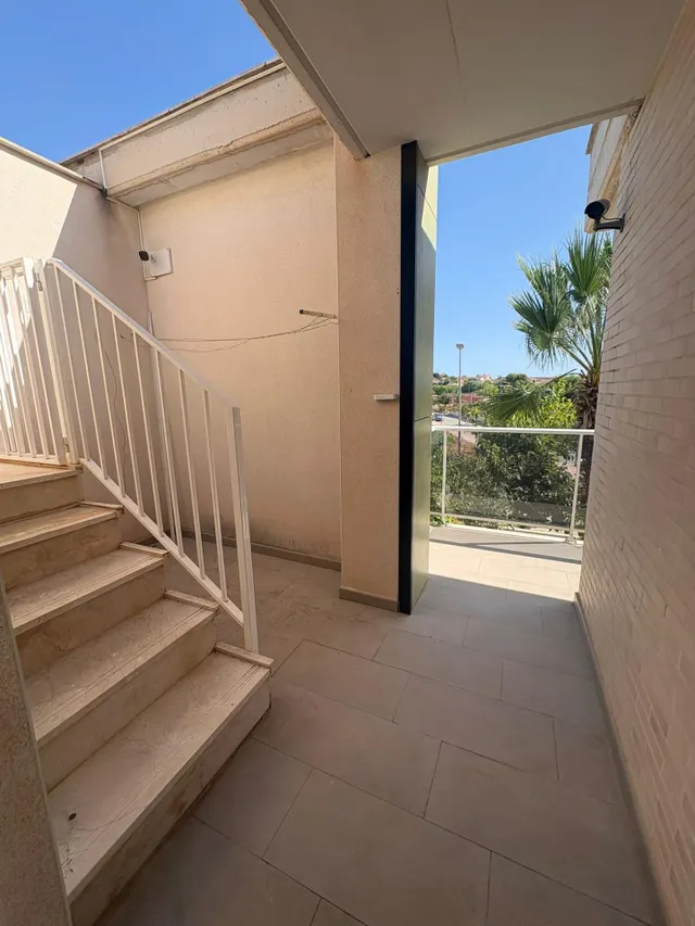 CHALET PAREADO EN MUTXAMEL (ALICANTE) — 28