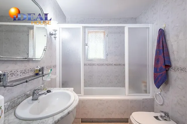 Espectacular Chalet en Ogijares - Ideal para Familias — 19