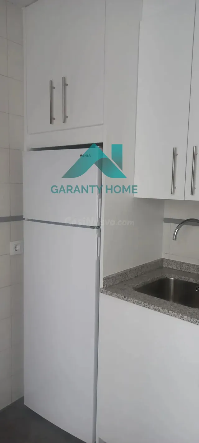 ¡AMPLIO PISO AMUEBLADO EN ZONA CÁNOVAS! ️✨ - foto 4