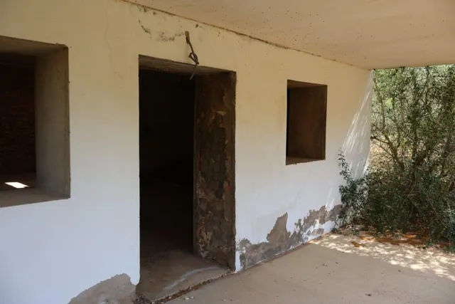 MASIA CON TERRENO, CON VISTAS CERCA DE VALL DALBA — 26