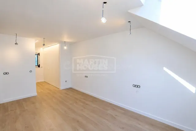 ÁTICO DE 4 habitaciones CON TERRAZA DE 133 M2 - foto 5