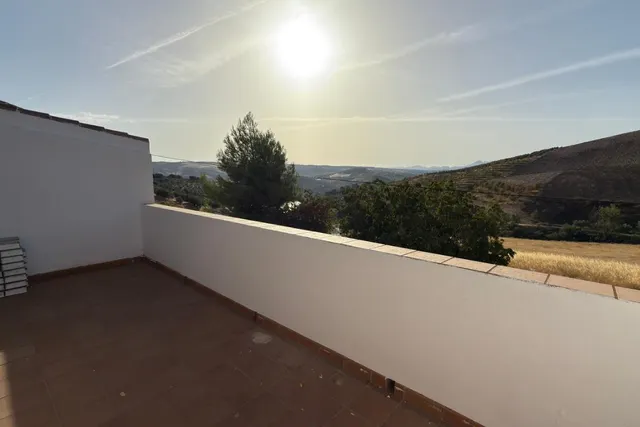 Villa de alta calidad con cuatro dormitorios, piscina privada y vistas al campo cerca de Alhama de Granada — 10