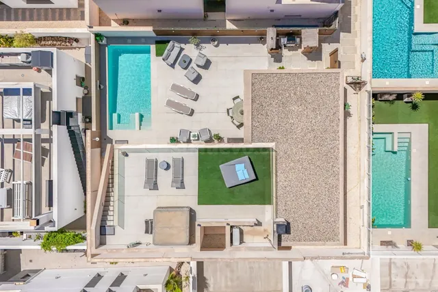 Villa 4 habitaciones 240m² en venta - Pueblo 4 — 46