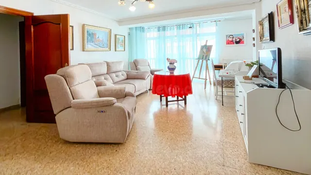 Piso en Benidorm - Zona Poniente - foto 2