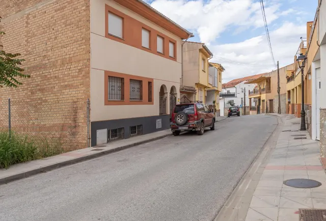 Gran Casa en Alfacar con Vistas a la Montaña!! — 8