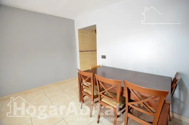 ¡MAGNÍFICO ADOSADO! AMPLIO Y LUMINOSO CON TERRAZA Y TRASTERO — 6
