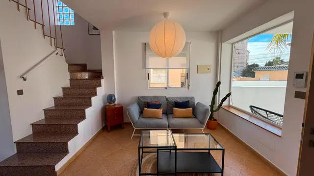 Villa con piscina privada, Alicante, Orihuela Costa. 4 habitaciones, 190 m2, 6,4 kilómetros del mar — 22