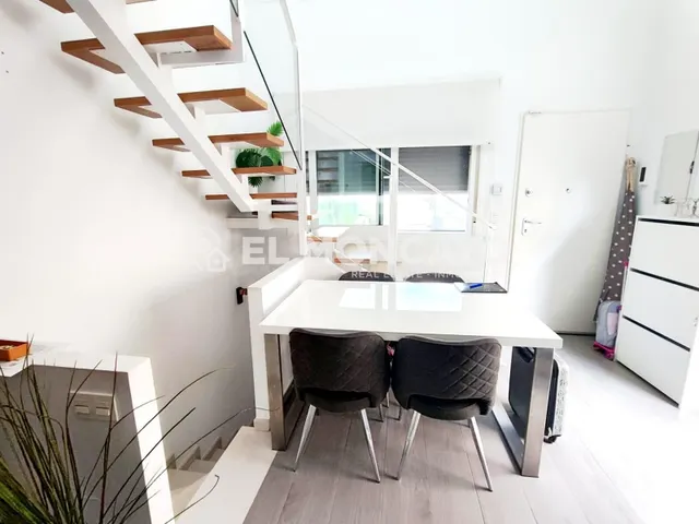 Fantástico chalet independiente con piscina privada en Gran  - foto 5