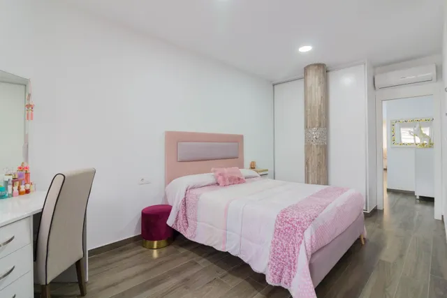 VIVIENDA CON NEGOCIO EN ABANILLA. — 7