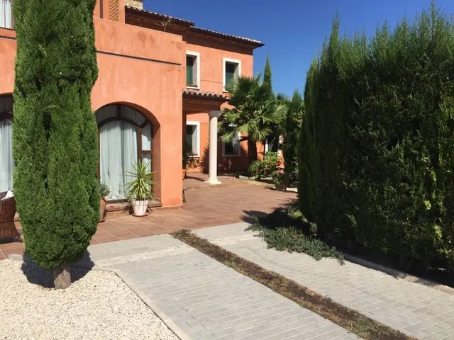 Se vende  precioso chalet casa rural con todas los servicios a las faldas del Puig campaña — 9