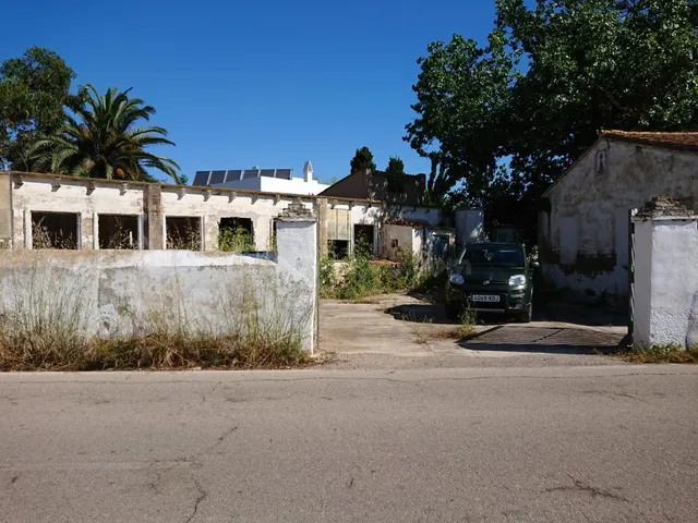 Oportunidad de Inversión: Nave Industrial en Venta por €969. - foto 4