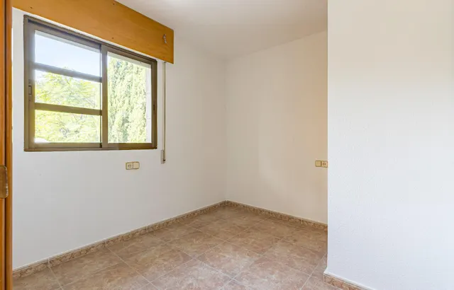 Dúplex con garaje privado y piscina comunitaria en Los Rectores. — 20