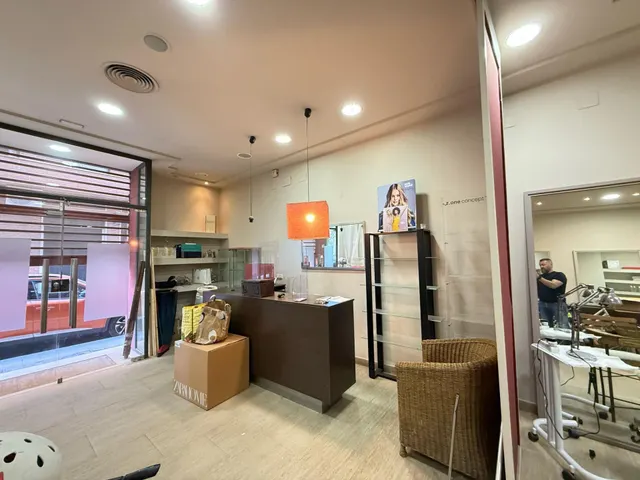 Oportunidad Única: Local Comercial en Venta en el Corazón de Los Ángeles — 5