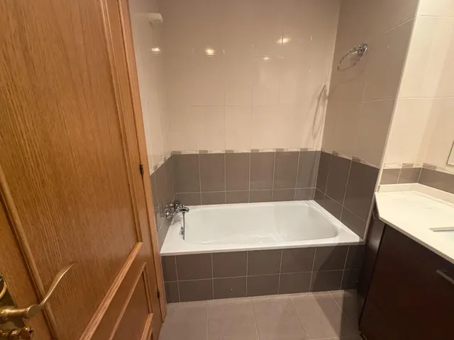 Piso de 3 habitaciones en alquiler en el centro de Nava — 33