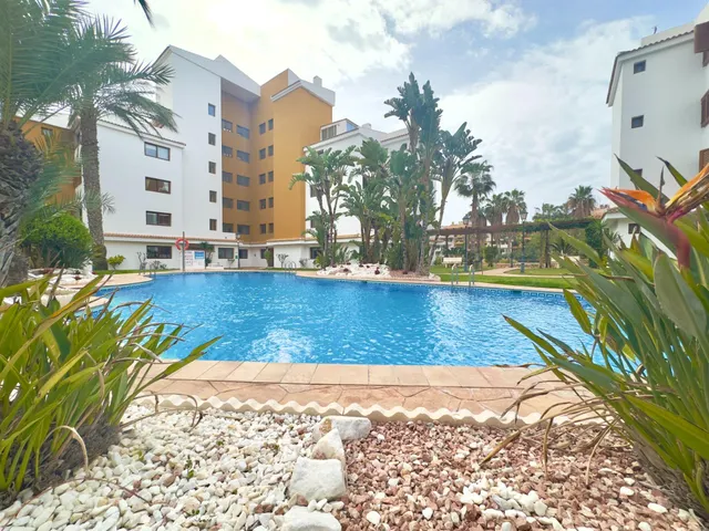 Apartamento 2 habitaciones 84m² en venta - Punta Prima — 34