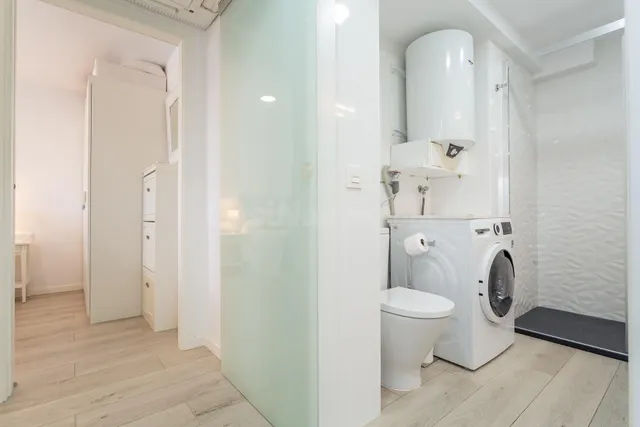 Exclusivo Apartamento Reformado en Primera Línea de Mar - Paseo Miramar, Salou — 11