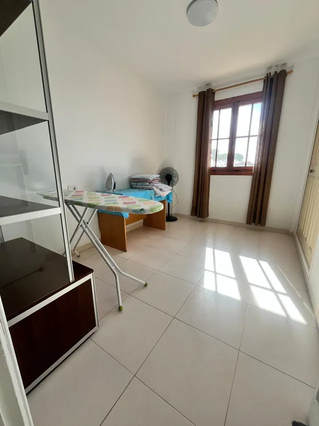 Chalet junto playa del Gurugú, primera planta — 23