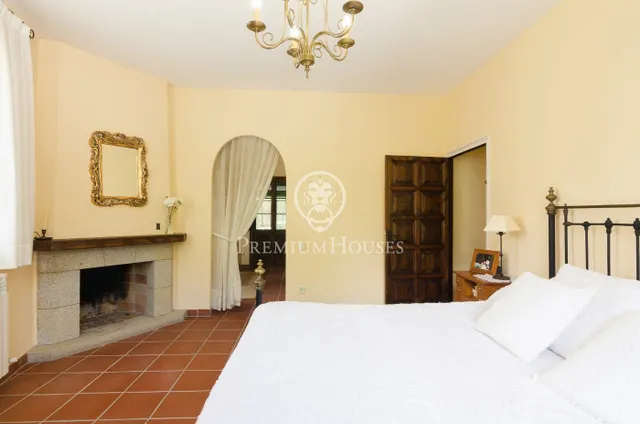 Masía céntrica en venta en Orrius, con negocio en funcionamiento (hostelería) — 22