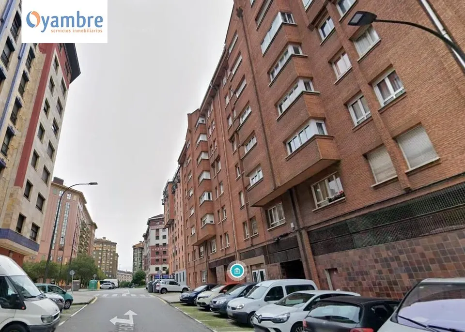 Venta de Piso en Travesía Vidriera,De La Nº 8 Avilés (Asturias)
