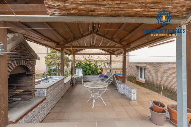 Complejo industrial con vivienda en Alhendín con 2500 metros cuadrados — 43