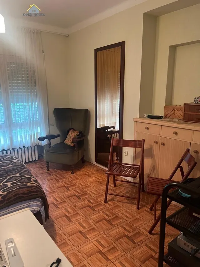Casa con jardín y vistas en venta en el puerto de Llançà. — 48