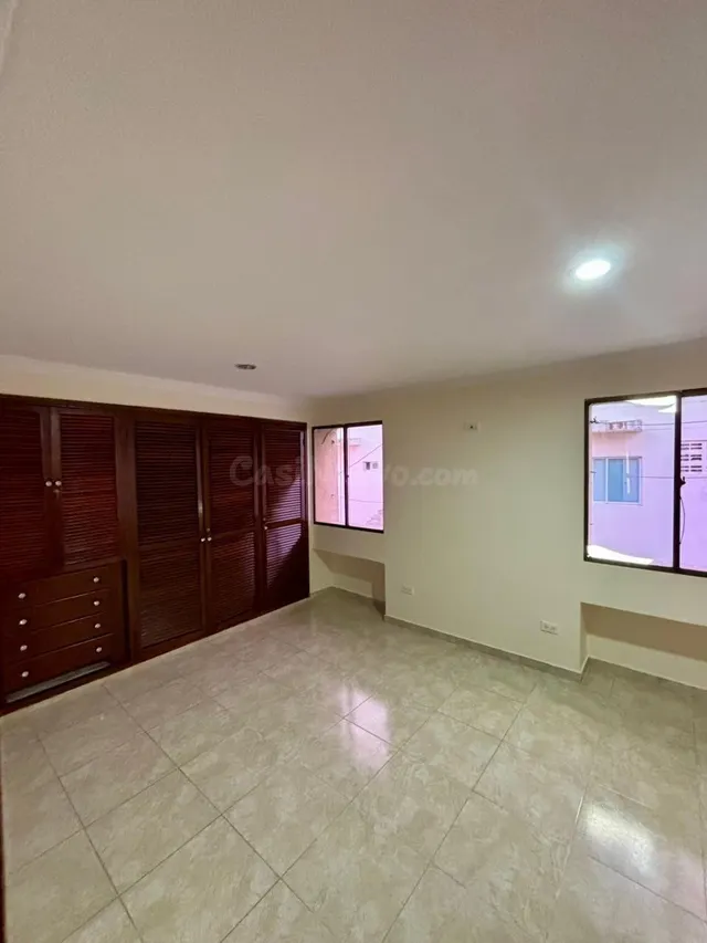 Casa 4 habitaciones 176m² en venta - Pie De La Popa - foto 2