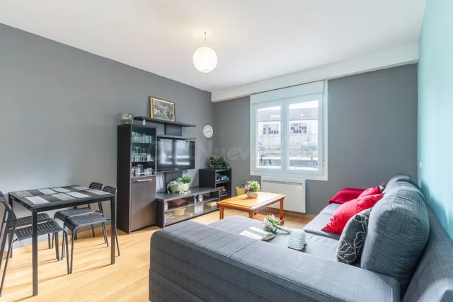¡OPORTUNIDAD EN LLANES! Piso Impecable con 2 Terrazas, Garaj
