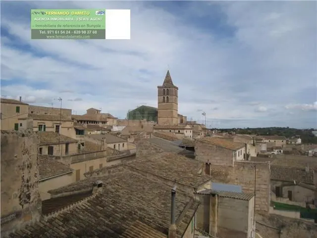 Edificio singular en venta en el centro de Sineu - foto 3